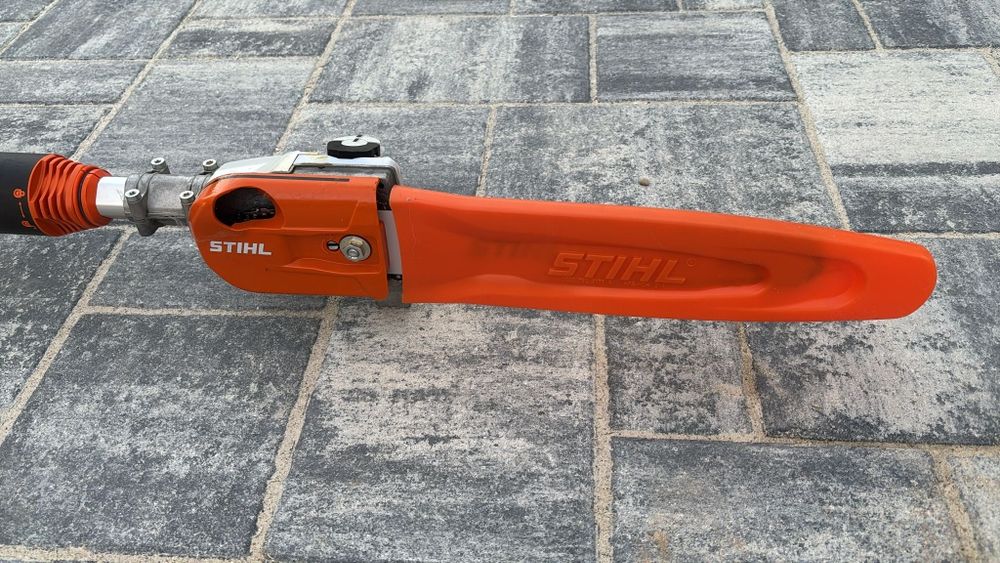 Vând Stihl HT 105
