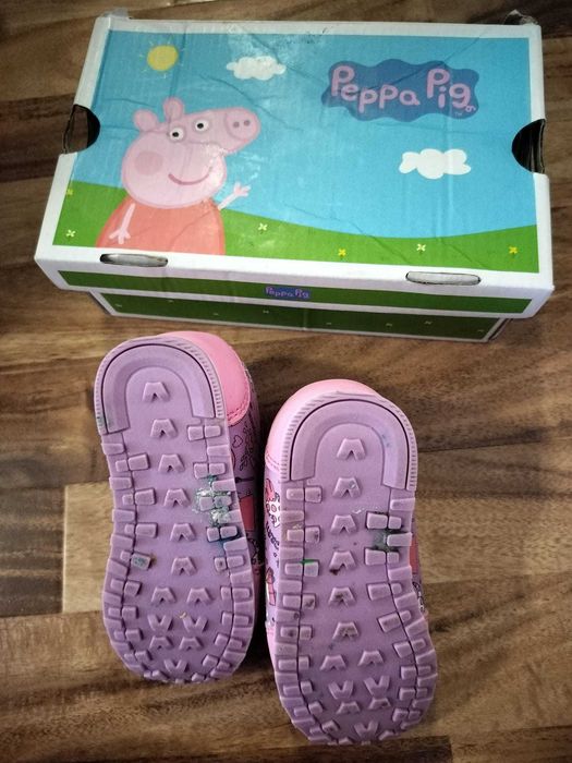 Adidasi CCC Pepa Pig marime 24 ca noi