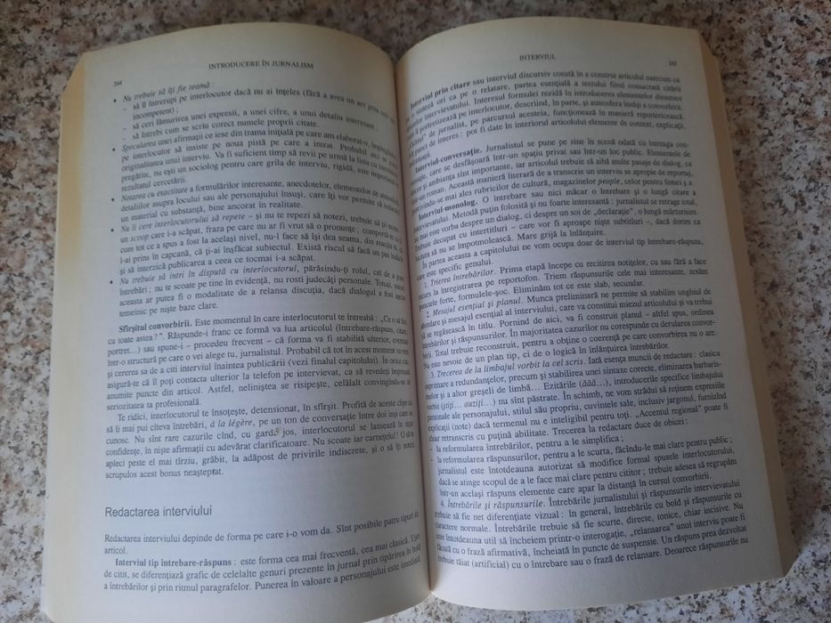 Introducere în jurnalism de Yves Agnes