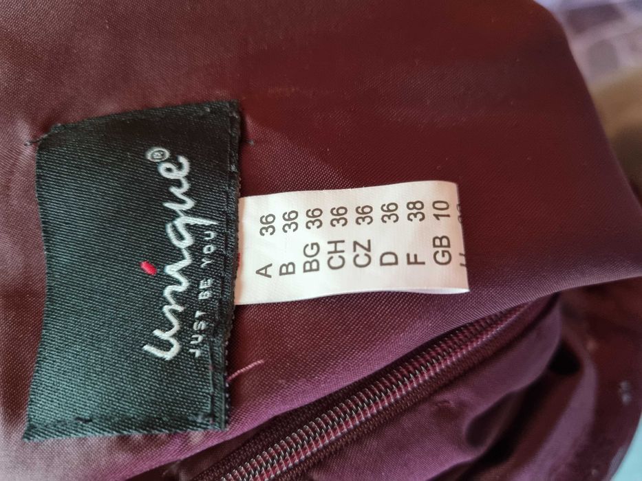 Rochie lunga de ocazie, trena, spatele gol, masura 36