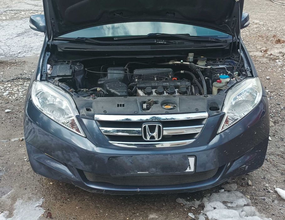 Honda FRV на части