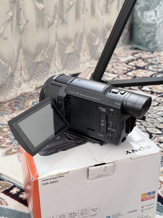Камера SONY FDR-AX53