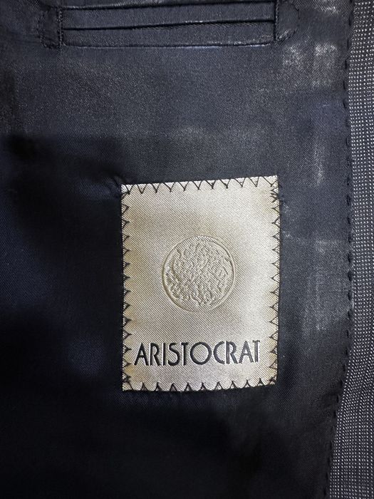 Продам костюм 56 размер б/у