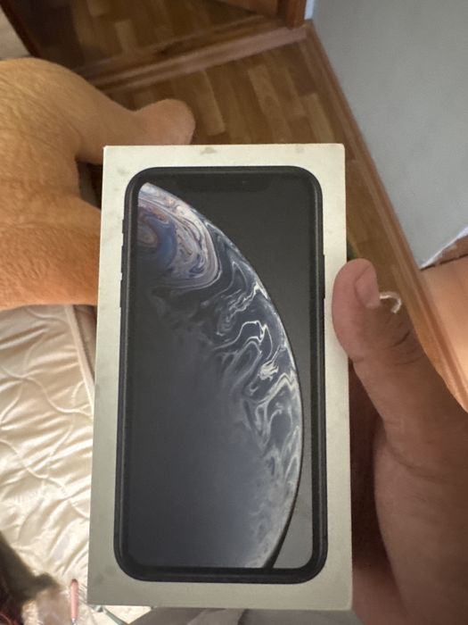Продам iphone xr 64