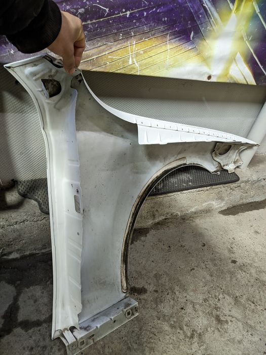 Продам левое крыло на mercedes w213