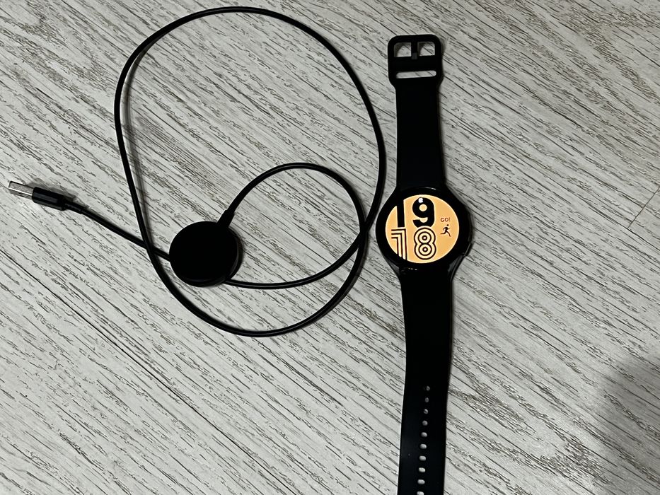 Samsung Galaxy Watch4, 44mm, BT, BLACK, SM-R870