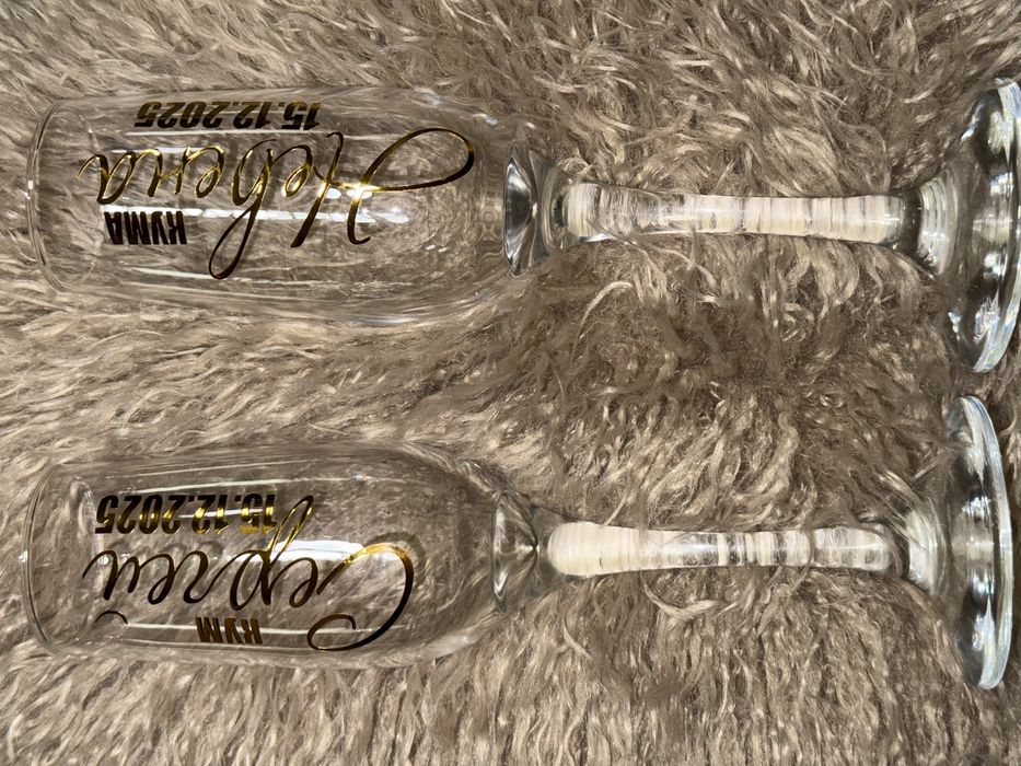 Персонализирани чаши за шампанско за моминско парти