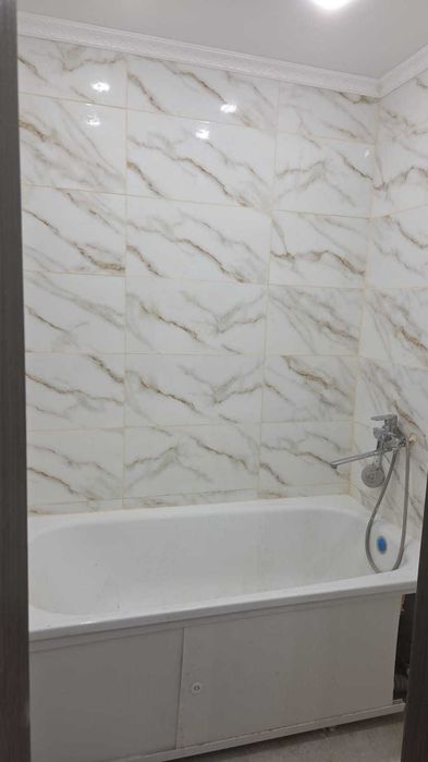 Продам 2 ком квартиру район Драм театра