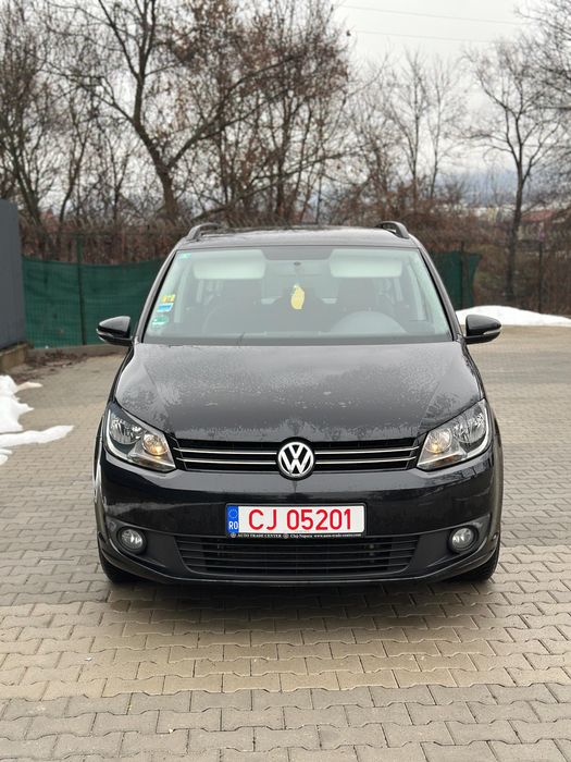 Volkswagen Touran 1.2 TSI 2011 cu 7 Locuri