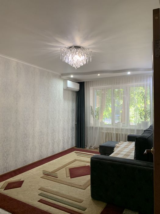 Продам квартиру в 6 микрорайоне