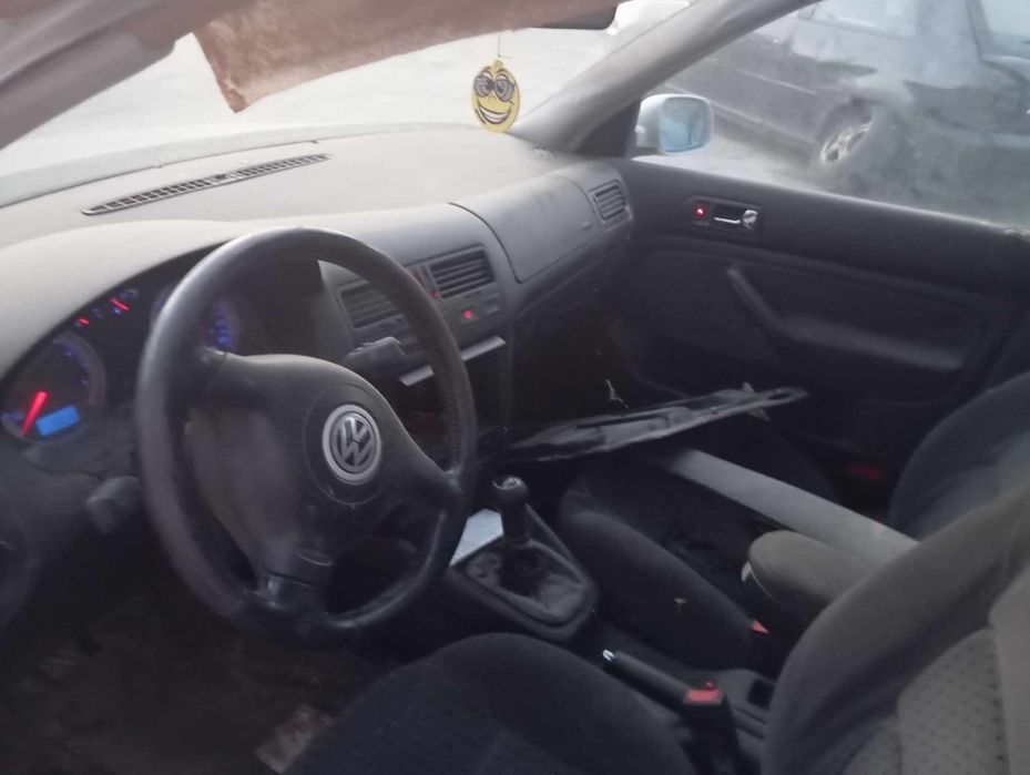 Продавам Vw Bora 1.9 110 на части