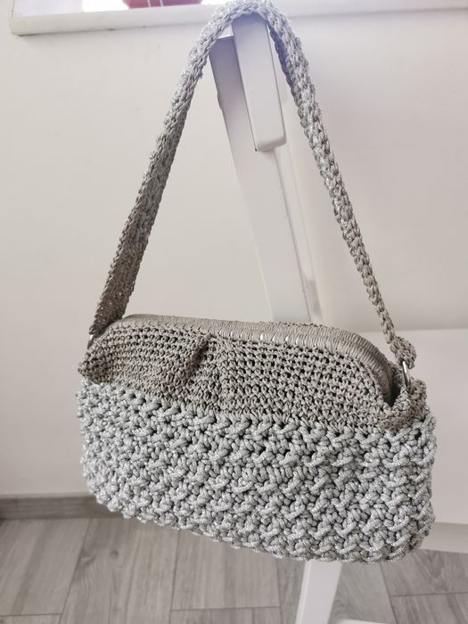 Плетена чанта сива