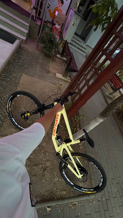 Santa Cruz Nomad 6 C 2025 – X01 AXS / FOX 38 Performance E