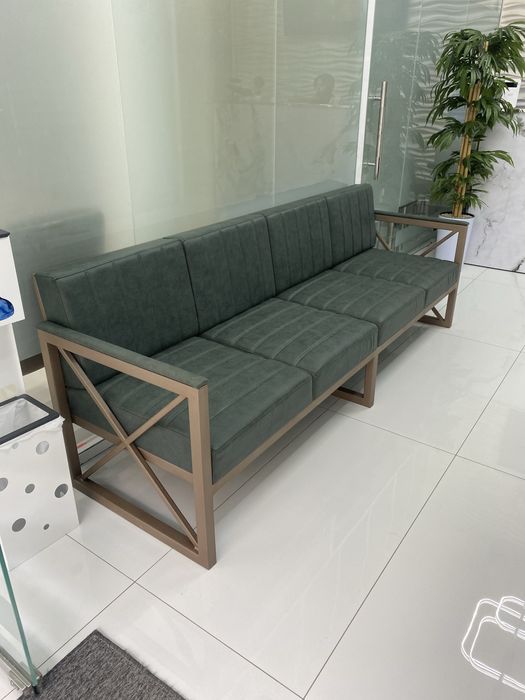 Диван кресло в стиле лофт. Офисная мебель