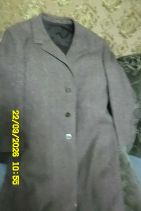 Продам:Подростковое драповое пальто