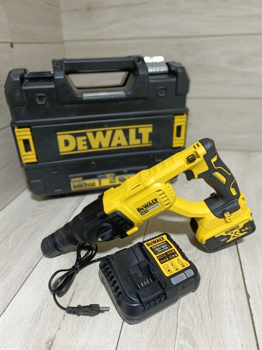 Rotopercutor SDS Plus DeWalt DCH133 fabricatie 2025
