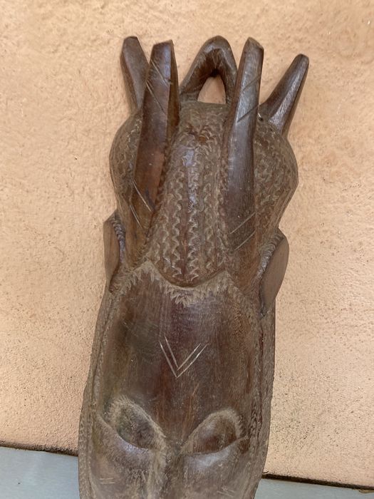 Стара френска маска дърворезба