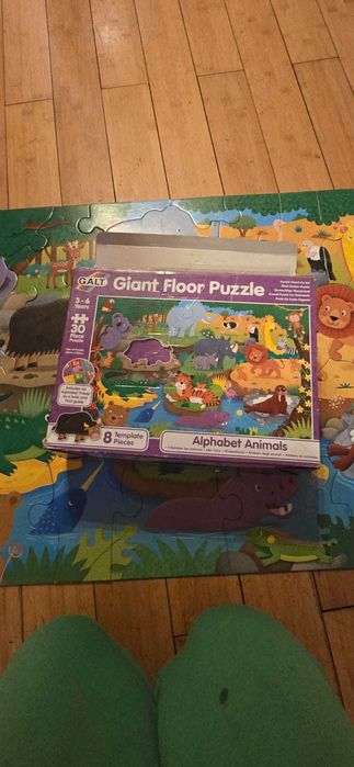 Vand 2 bc puzlle ptr 3 ani si 2 bc  lego ptr copii  5 ani