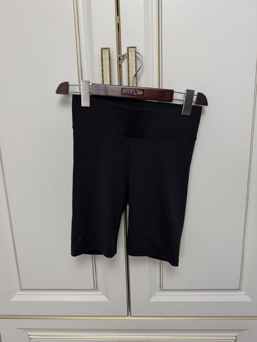 Одежда для зала девушкам