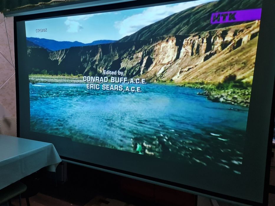 Телевизор Проектор Epson.