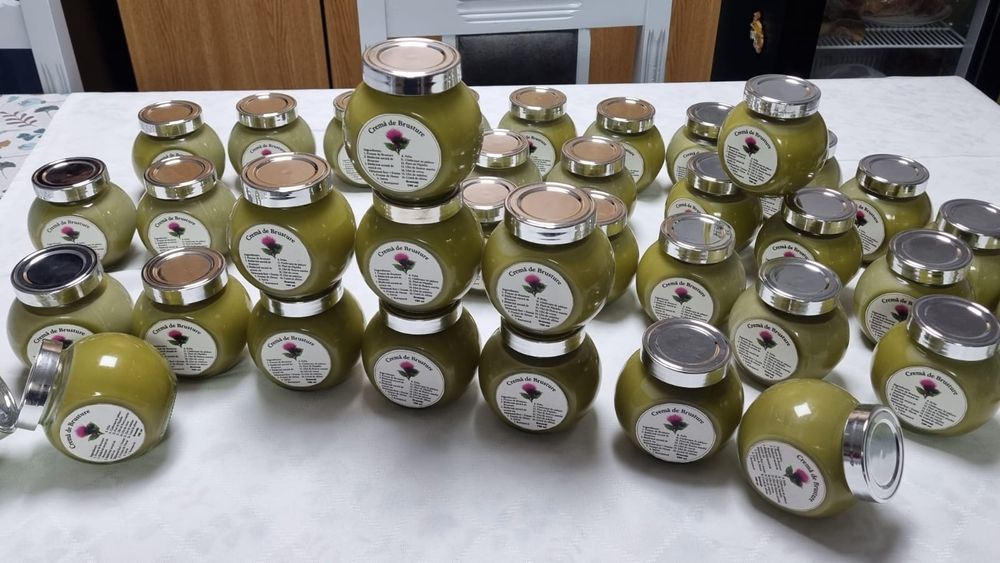 Crema & Unguent Brusture + 10 plante ( Salvie Rostopasca Tătăneasă ..)