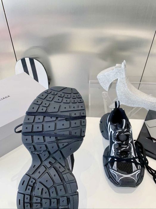 Balenciaga 3XL Черно & Бяло {35-46}