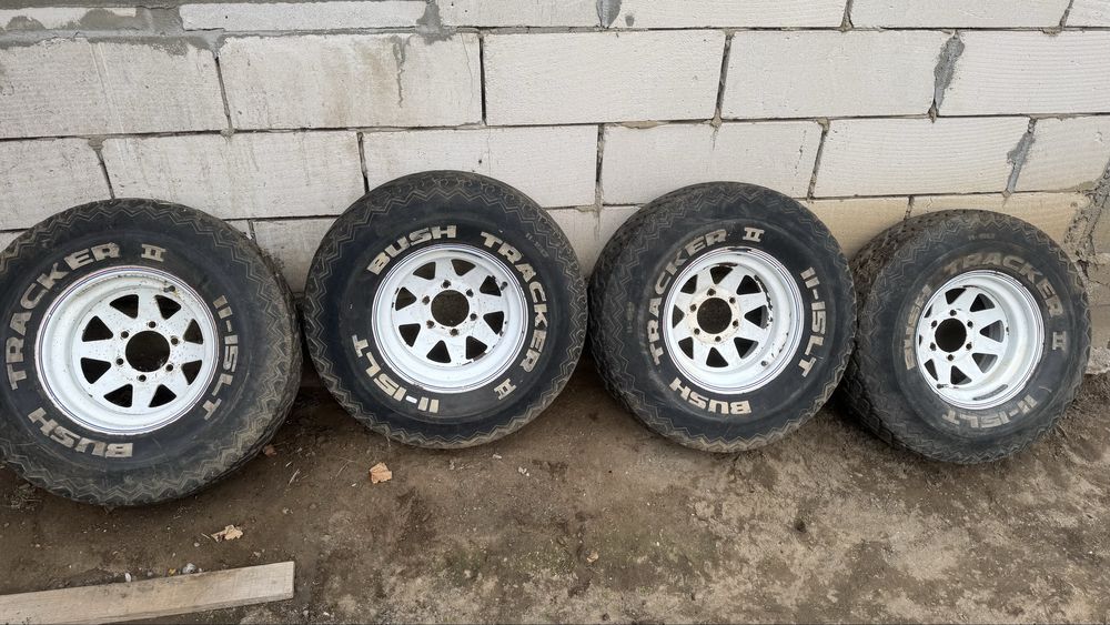 De vanzare jante  cu cauciucuri off road
