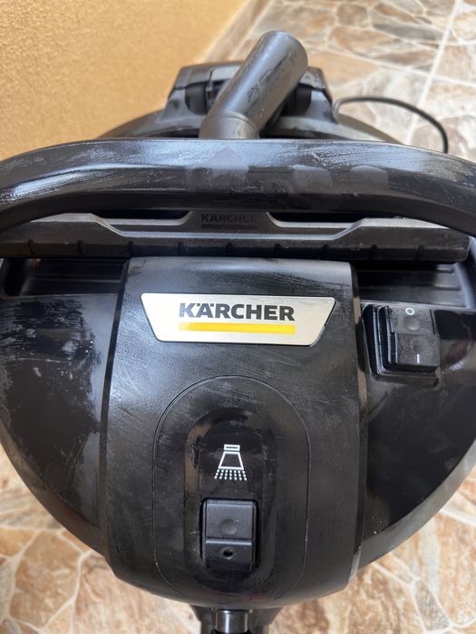 Перяща прахосмукачка