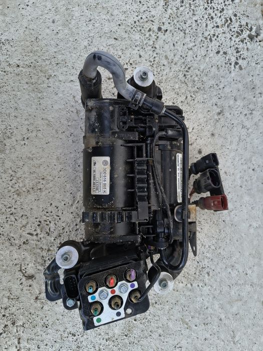compresor perne aer 3d0616005k pentru vw phaeton