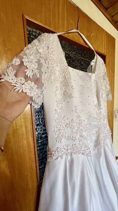 Rochie de mireasa cu trena detasabila XXL