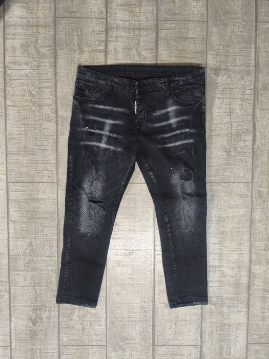 Blugi DsQuared mărimea 54