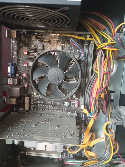 Kompyuter sotiladi ddr3 arzonga windows tez ishliydigani