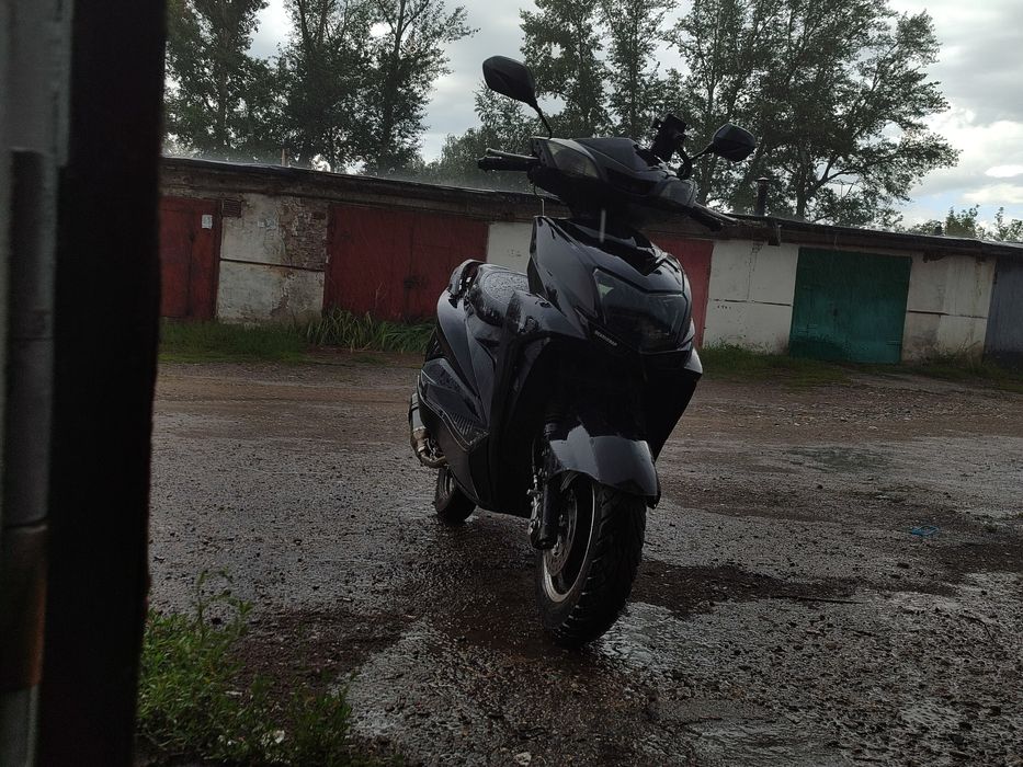 Продам скутер срочно