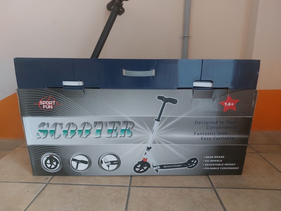 Самокат детский. В хорошем состоянии продаю