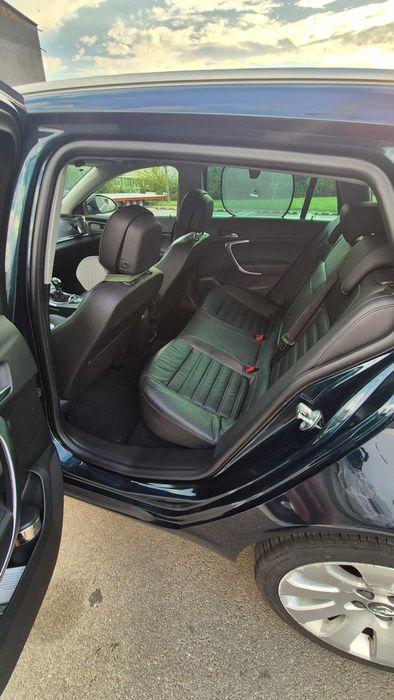 OPEL INSIGNIA SPORTS TOURER 2014 – stare excelentă,