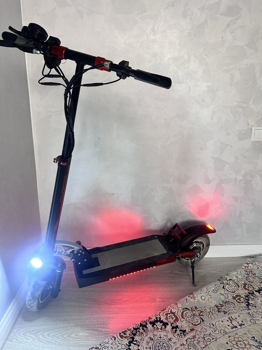 Продам Kugoo kirin M4