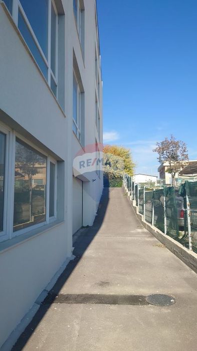 Продава се Промишлена сграда в Варна, Западна промишлена зона - 1621 кв.м за 721 €/кв.м - Снимка #2