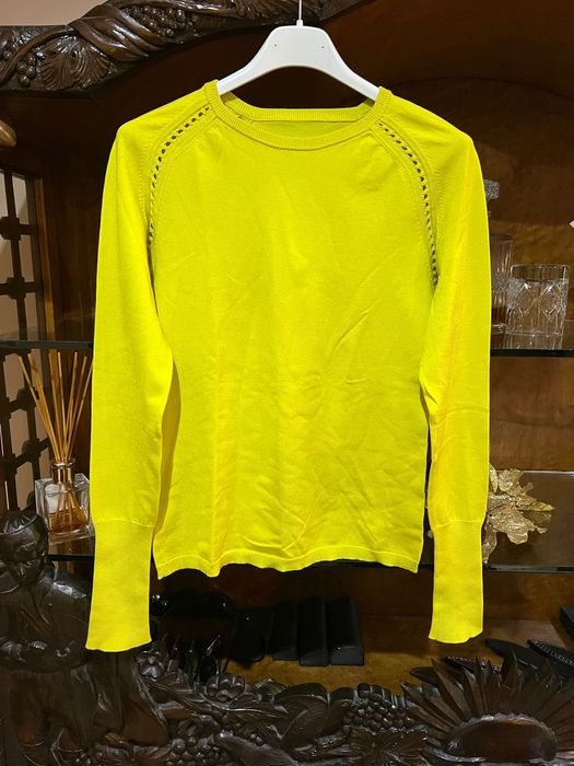 Блуза в цвят горчица