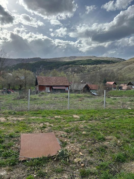 Vand casa in sat Bociu