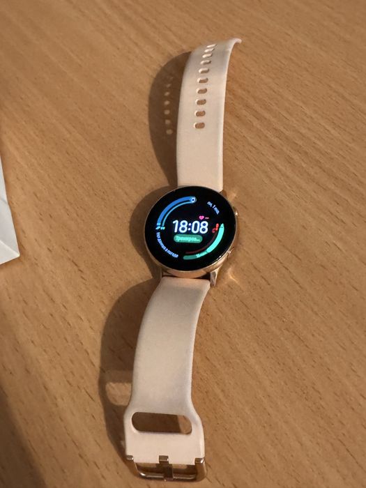 Смарт часы Samsung Galaxy Watch Active