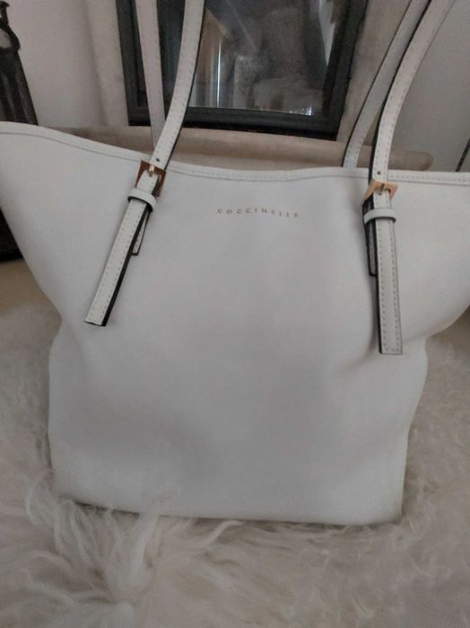 Coccinelle бял цвят