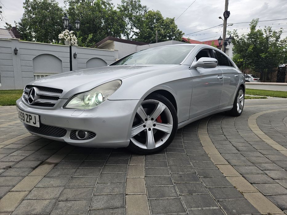 MERCEDES-BENZ CLS