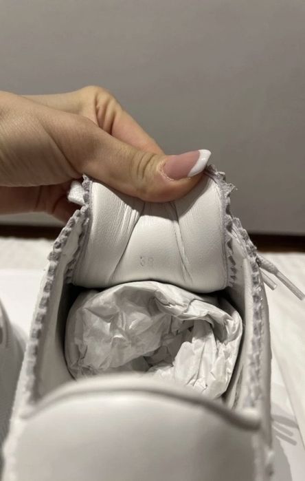 Сникърси CASADEI