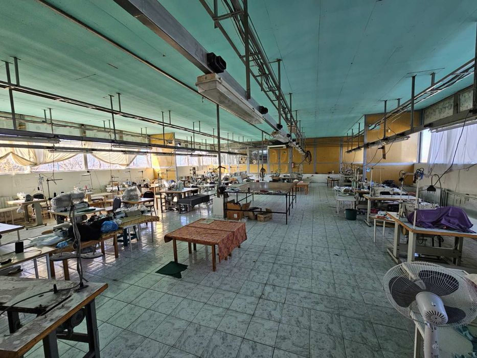 Дава се под наем Промишлена сграда в с. Стамболово, Област Хасково - 587 кв.м за 510 € - Снимка #6