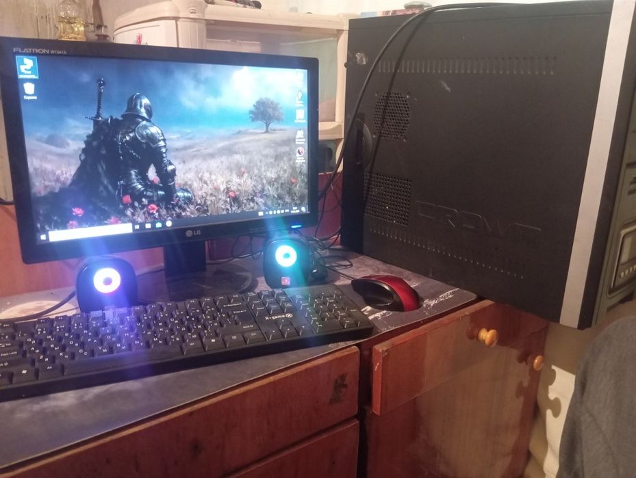 Продам компьютер crown