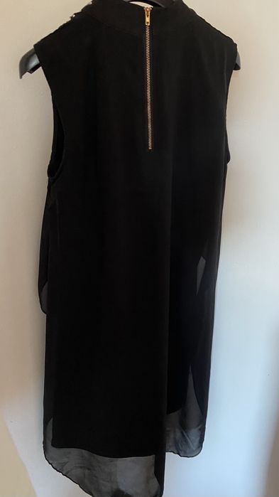 Черное платье