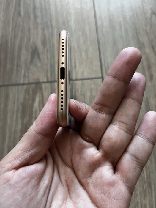 Продается iPhone 8 128 гб рабочий