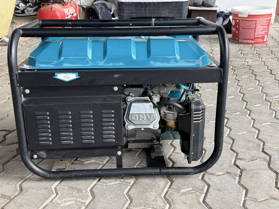 Продам генератор Honda