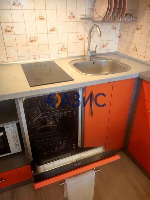 Продава се Тристаен апартамент в к.к. Слънчев бряг - 88 кв.м за 693 €/кв.м - Снимка #1