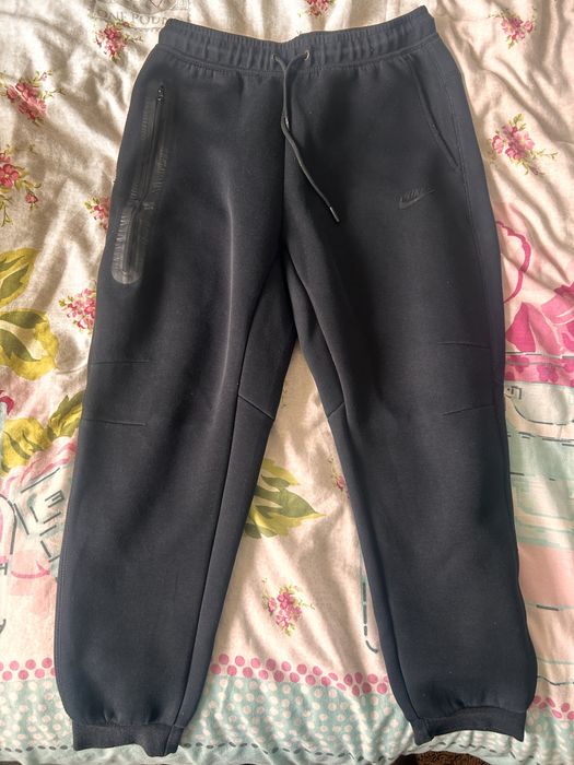 Pantaloni nike tech negri